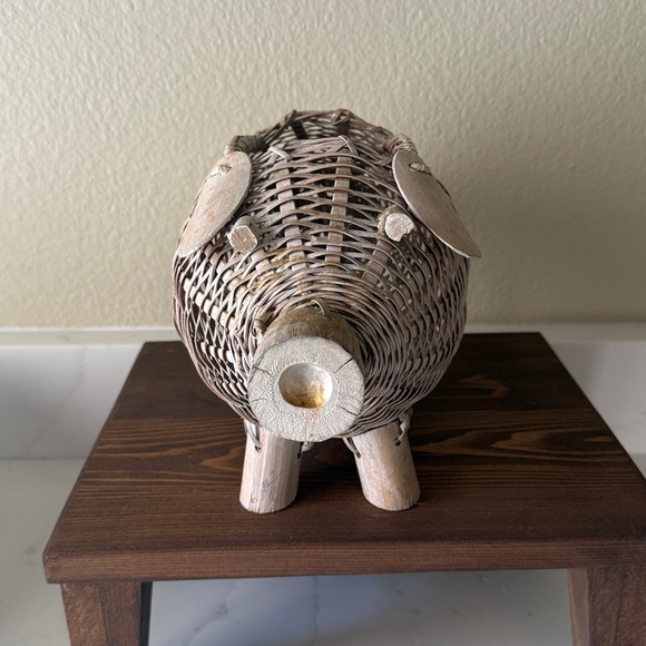 Vintage Pig Basket Planter - Picture 5 of 10